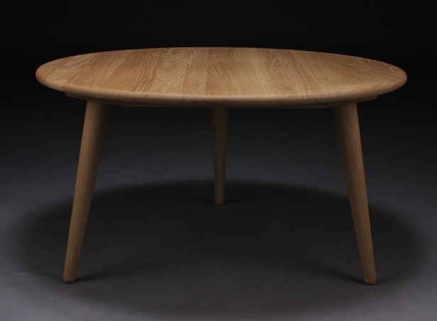 H. J. Wegner, sofabord, massivt egetræ, model CH008