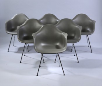 Charles Eames. Sæt på seks armstole i Antracit, model DAX (6)