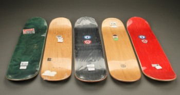 Globe, Plan B, BD Skateco, Element. Fem skateboard deck. (5)