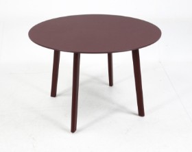 Ronan and Erwan Bouroullec for HAY. Circular table model CPH20, burgundy