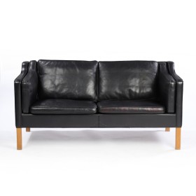 Børge Mogensen. Two-person sofa in black leather, model 2212