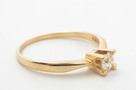 Solitairering med brillant på ca. 0.30 ct. 14 kt. guld, str. 57