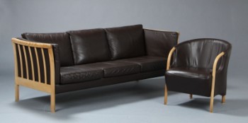 Dansk møbelproducent. Tre-pers. sofa samt lænestol, bøgetræ (2)