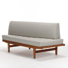 Poul M. Volther for C. M. Madsen. Daybed / Briks af egetræ, model 'H9'