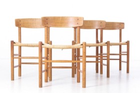 Børge Mogensen. Four 'Shaker' / 'Folk' chairs made of oak, model J-39 (4)