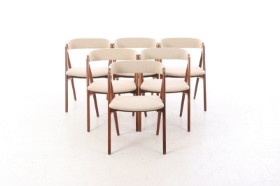 Thomas Harlev for Farstrup Chair Factory. Set of six teak dining chairs, model '205' (6)