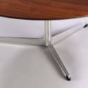 Arne Jacobsen. Circular coffee table with veneered rosewood top, Ø 110 cm