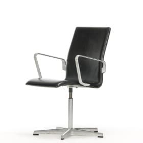 Arne Jacobsen. 'Oxford' armstol