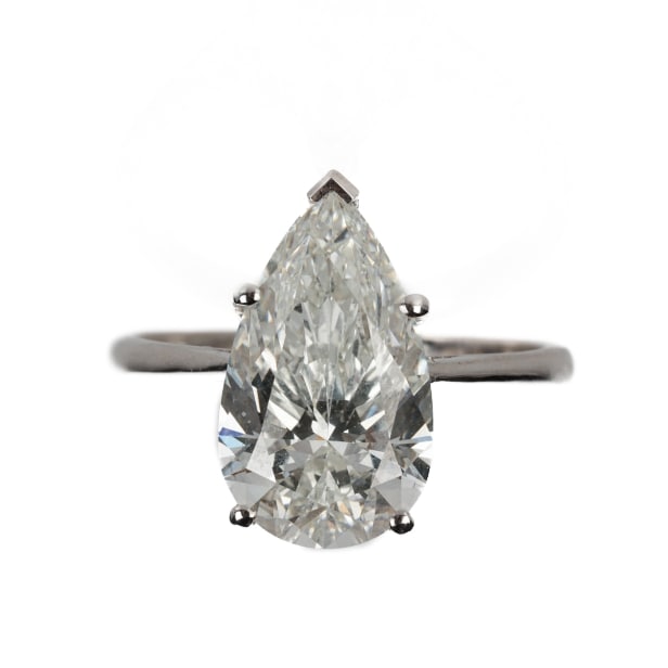 Solitaire ring in 14 kt white gold, with large laboratory-created diamond, approx. 4.37 ct, size 55
