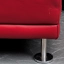 Rød trepersoners lædersofa med chaiselong (2)
