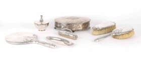 Evald Nielsen (1879-1958): Silver dressing table set (7)