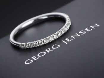 Georg Jensen. Aurora alliancering i 18 kt. hvidguld med brillanter, 0.22 ct.