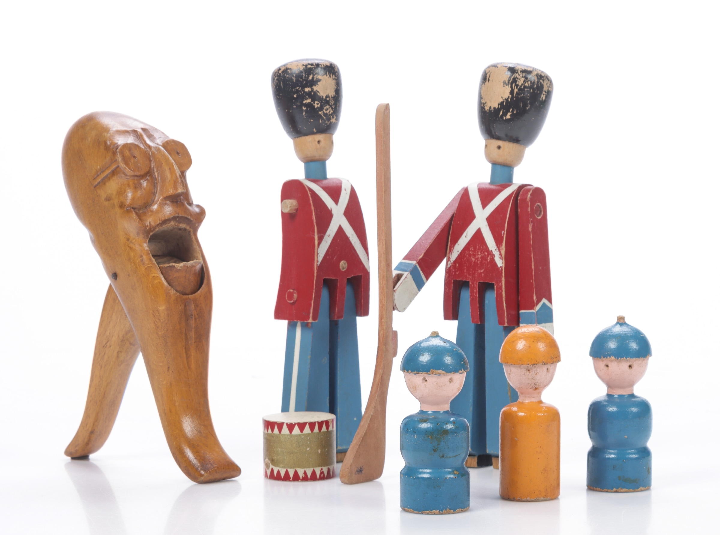 Kay Bojesen: Stauning nutcracker, guards etc. (6)