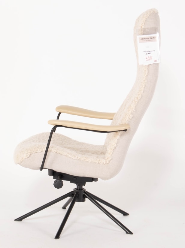 550. BD-Möbel Ab. Lænestol og skammel, model Easy (2)