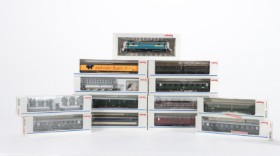 Märklin 3363 HO: Electric locomotive Series 16 with 12 train cars (13)