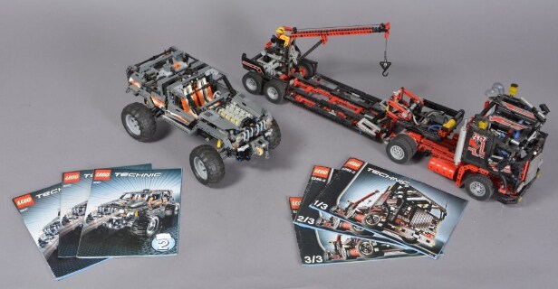 Lego Technic. Lastbil m/ anhænger samt bil, 8285 & 8297, m/ manualer (2)