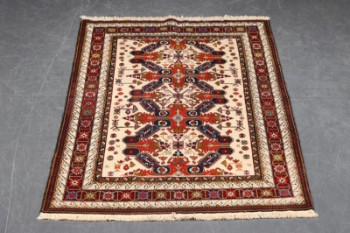 Orientalsk tæppe, 210x130 cm.