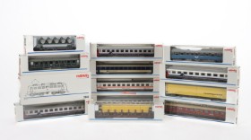 Märklin 3344 HO: Electric locomotive BR 110 with 12 train cars (13)