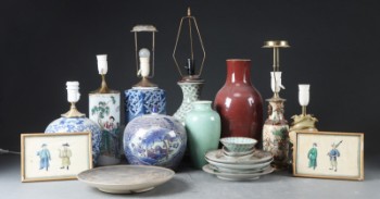 Kina/Japan, samling diverse porcelæn, lamper mm. (19)