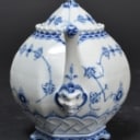 Royal Copenhagen / Kgl. P. Musselmalet Helbonde. Tekande / tepotte med låg, porcelæn, nr. 1119 1. & 2. sort. 