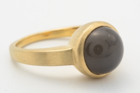 Kranz & Ziegler Couture ring med månesten, 14 kt. guld, str. 50