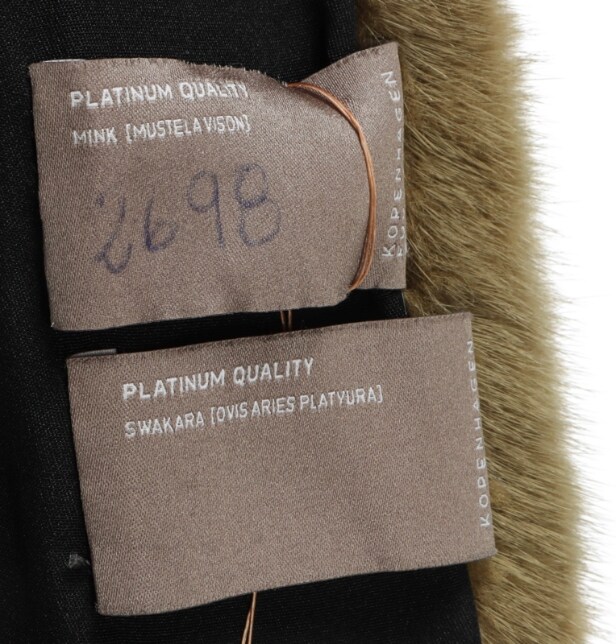 6862 - Freya Dalsjø for Kopenhagen Fur. Unique mink fur coat. str. 38