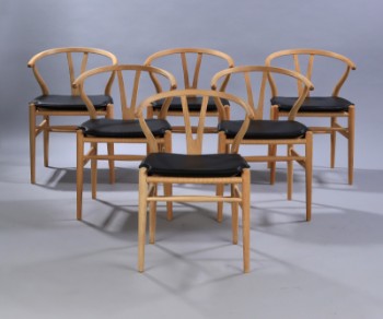 Hans J. Wegner. Sechs Y-Stühle Wishbone Chair aus Eiche, Modell CH-24 (6)