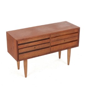 Kai Kristiansen. Teak chest of drawers.