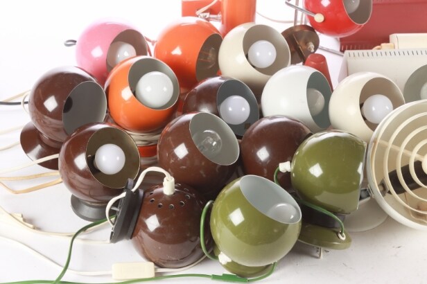 Dansk lampedesign. Samling diverse væglamper, 1960-70'erne (ca. 28 stk.)