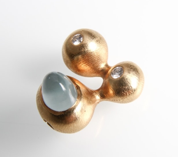Ole Lynggaard. Fairytale lock with aquamarine and diamonds in 14 kt. gold from the Fairytale series