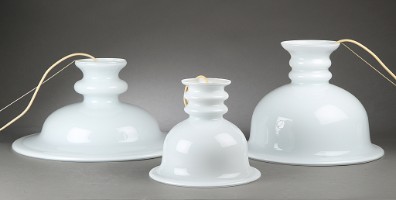 En Tivoli-pendel to i hvidt (3) - Lauritz.com