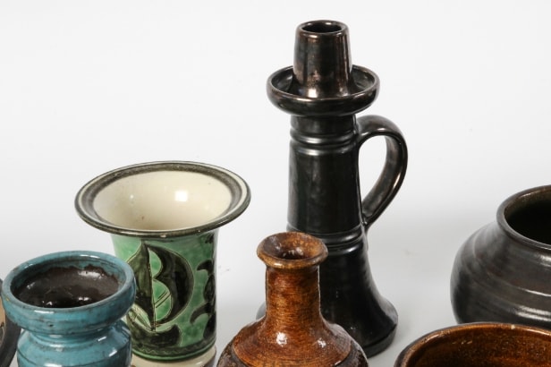 Large collection primarily Danish ceramics including Gerd Bøgelund (24)