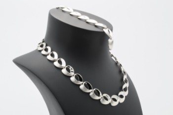 Randers Sølv, smykkesæt, halskæde og armlænke (2)