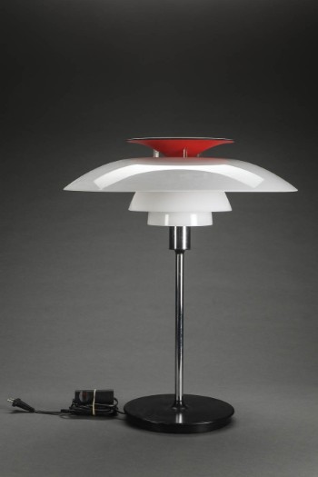 Poul Henningsen. PH80 bordlampe
