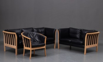 Hurup Møbelfabrik. Tre-pers. to-pers. sofa samt lænestol (3)