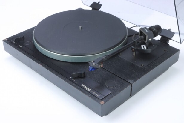Thorens. Pladeafspiller model TD 320 MK II