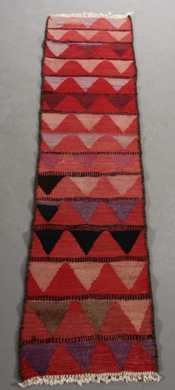 Persisk kelim tæppe, uld på bomuld. 51 x 267 cm.