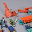 Matchbox, Lesney, Corgi m.m. Samling blandet legetøj bl.a. lastbiler m.m. (33)