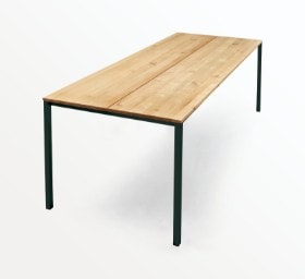 Jacob Plejdrup for dk3. Spisebord, 'Less Is More Table', olieret eg, L. 240 cm