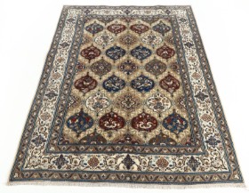 Persian Nain 195x275 cm.