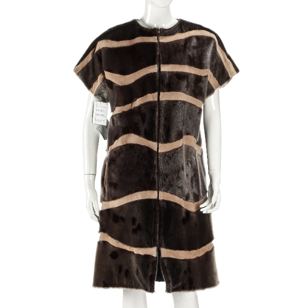 Utzon vest made of sealskin and leather. size 40