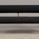 Johannes Foersom & Peter Hjort Lorenzen. Pipeline sofa sort med guld forkromning