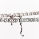Tennis bracelet with diamonds of 18 kt. white gold, approx. 5.00 ct..