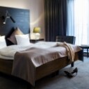 Gavekort til weekendophold for 2 på Scandic hotel - Til fordel for Red Barnet