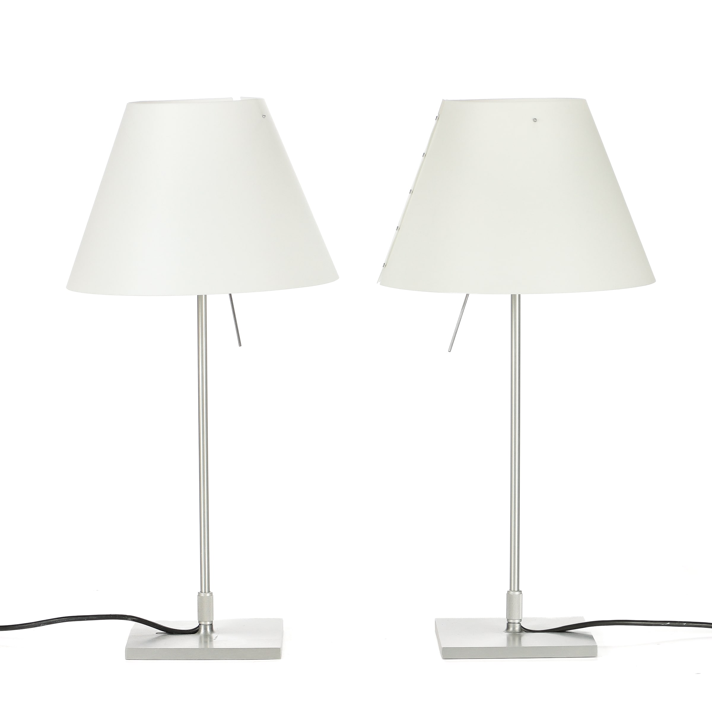 Paolo Rizzatto for Luceplan. Two table lamps - Model Costanza (2)