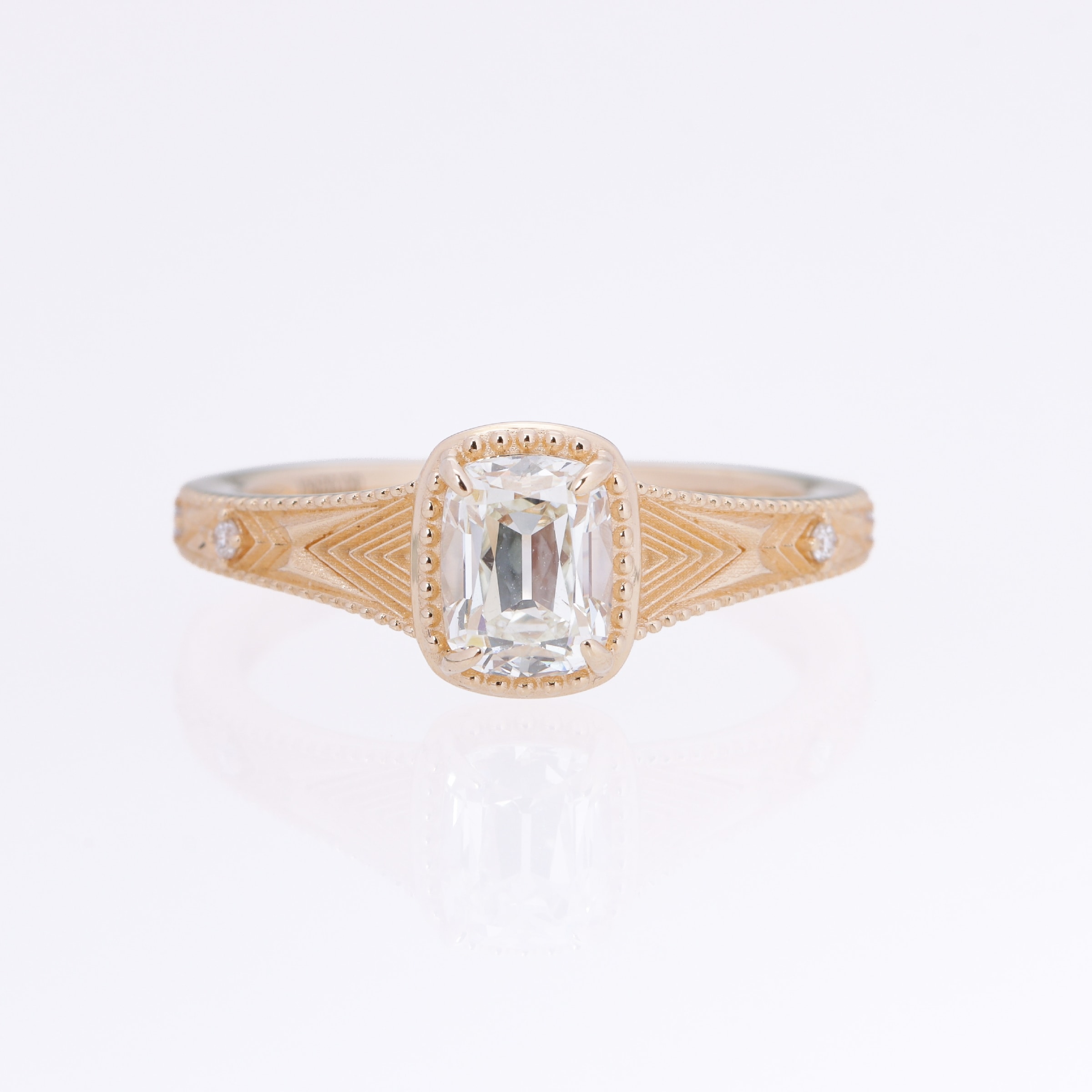 A diamond ring of 18k gold, 1.01 + 0.026 ct. Size 54. GIA.