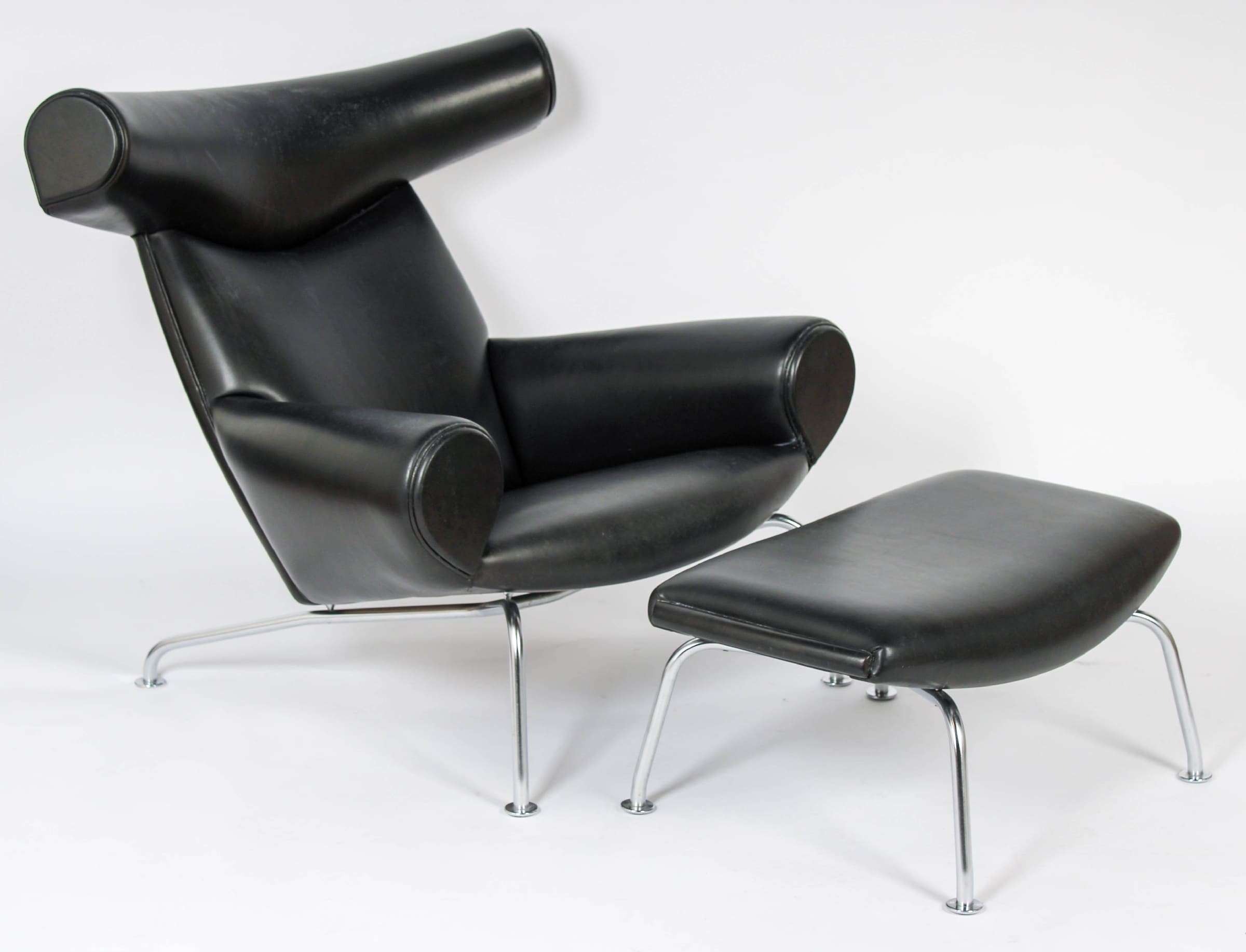 H. J. Wegner. Ox-chair / The Ox. Armchair with stool, model EJ100 (2)