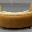 Dansk møbelproducent: Buet sofa 1950'erne