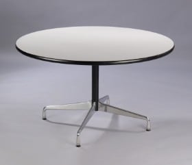 Charles Eames. Rundt spisebord / 'Segmented Table' Ø 130 cm