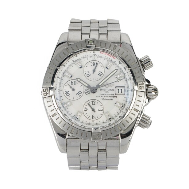 Breitling Chronomat armbåndsur af stål.